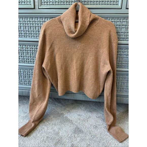 NWOT Reformation Luisa Cropped cashmere Sweater Camel Color, Large $228 A23 - Picture 4 of 9